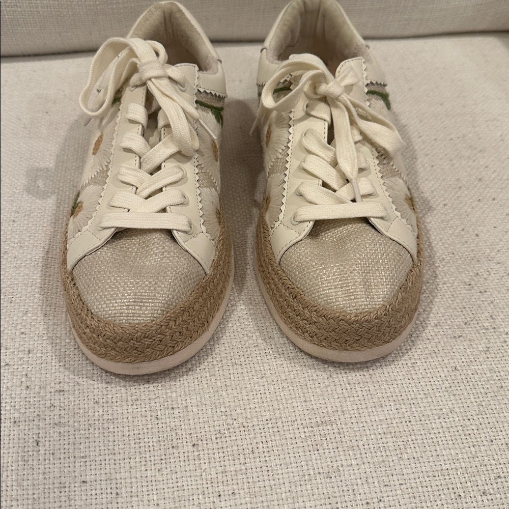 Dolce Vita espadrille embroidered tennis shoes - Picture 3 of 7